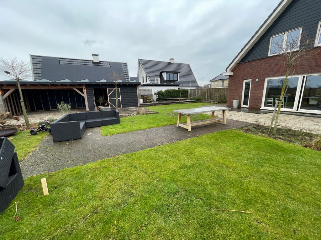 Bestaande tuin in Schoonebeek vóór de nieuwe aanleg