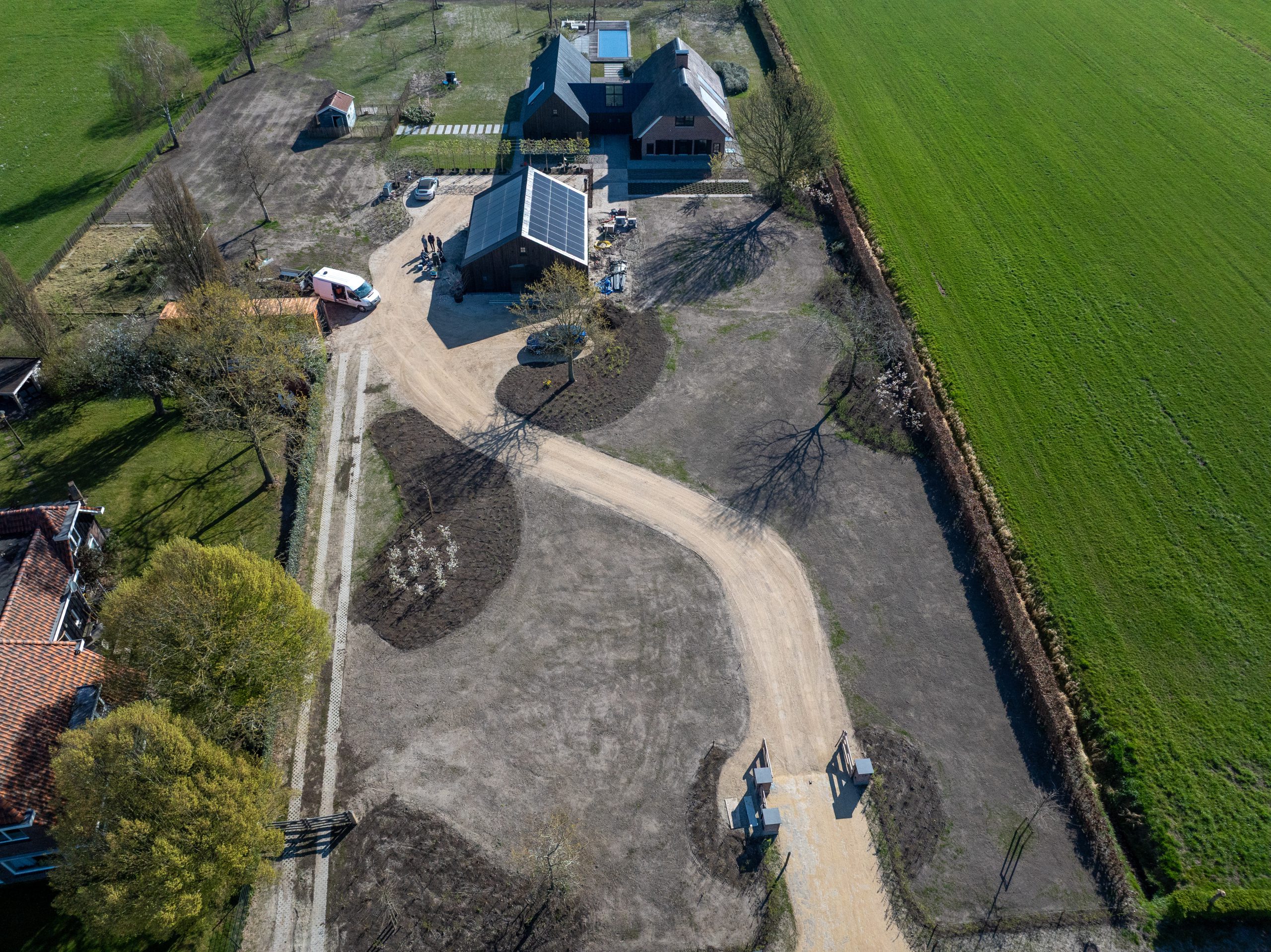 Droneoverzicht van de aanleg van de landelijke villatuin in Zwolle